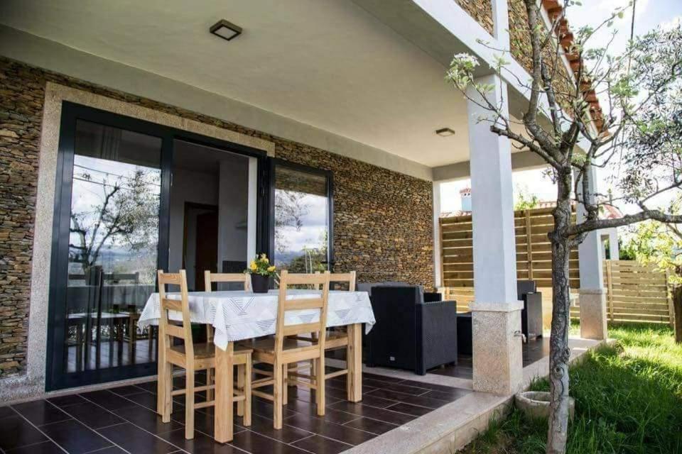 Casas Do Paco - Casas De Ferias Cabeceiras de Basto ภายนอก รูปภาพ